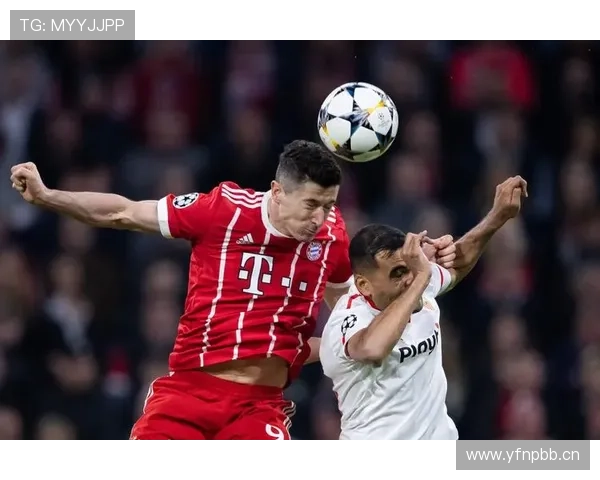 莱万多夫斯基头球与脚下技术解析：得分手段是否全面