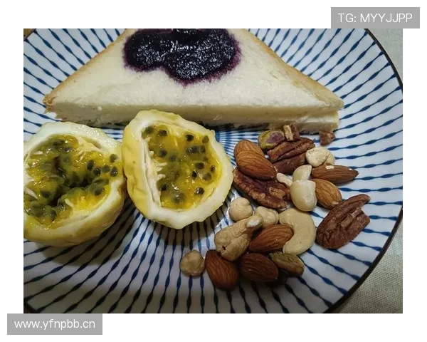 小威退役后晒出的日常：凌晨四点健身房打卡，早餐只吃一把坚果？