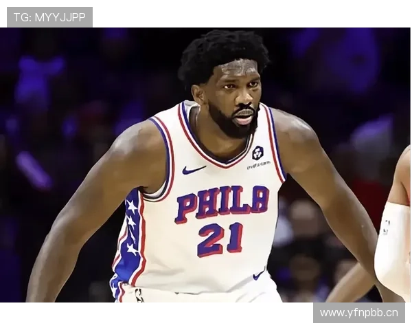 恩比德训练完直接睡，跟普通上班族一点都不一样，你以为打球累到不行他倒像场上的睡神？