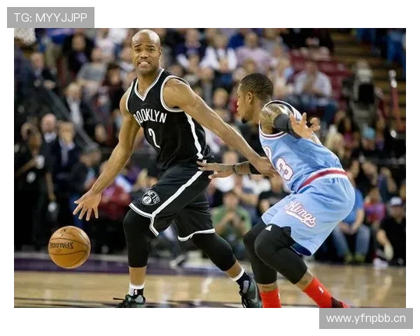 内特·阿奇博尔德突破得分高效 拉开与同期控卫差距